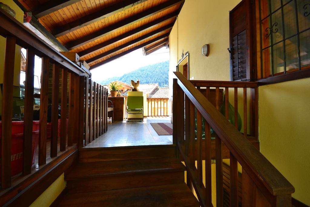B&B La Tana Dell'Orso - Die Baerenhoehle Castello-Molina di Fiemme Bilik gambar