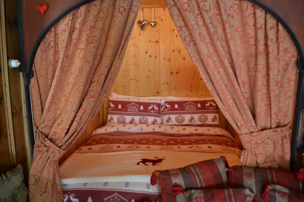 B&B La Tana Dell'Orso - Die Baerenhoehle Castello-Molina di Fiemme Luaran gambar